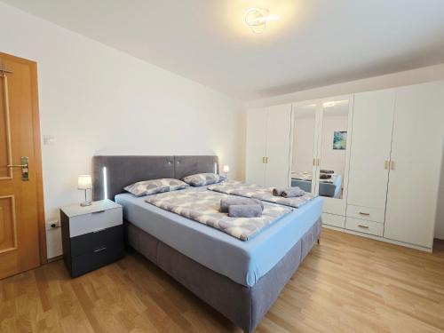 Ferienwohnung 1 - Nähe Phantasialand, Köln, Bonn, Brühl