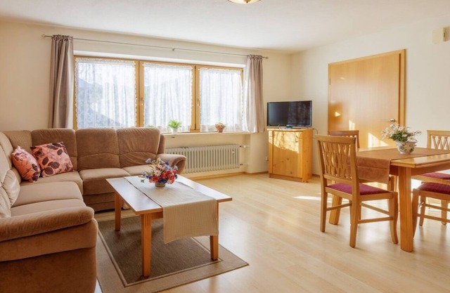 Ferienwohnung 1 Terr., Kochni., Beh-ger., 2 Schlaf- u-1 Wohnz., max 4 P., Wlan