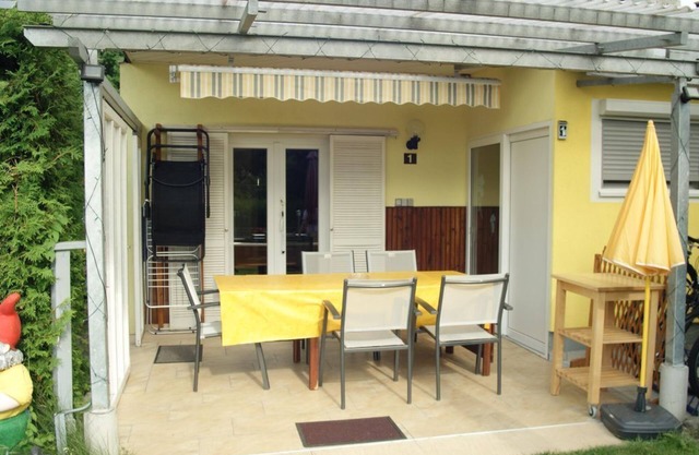 Ferienwohnung 1- Wasserseitig - Ferienwohnungen Schiller