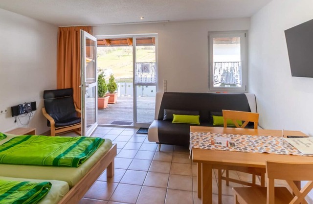 Ferienwohnung 2 mit 35qm, 1 Wohn-/Schlafraum, für maximal 2 Personen