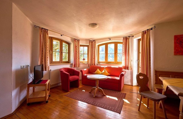 Ferienwohnung 2 - Ferienhof Almfrieden