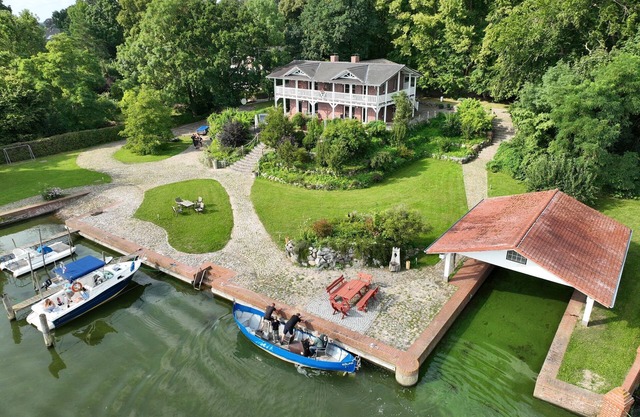 Ferienwohnung 2 - Ferienhaus am Peenestrom