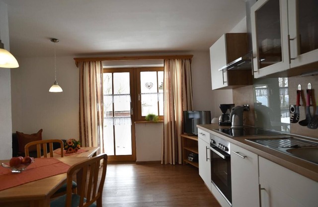 Ferienwohnung 2 mit 1 Schlafzimmer und Terrasse