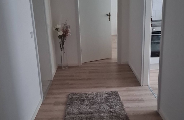 Ferienwohnung 3 Grau - Ferienwohnungen in Chemnitz