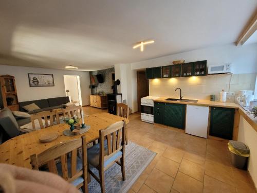 Ferienwohnung 500m zum See