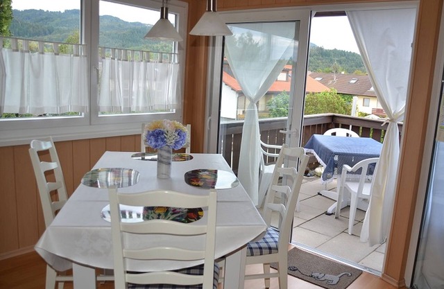 Ferienwohnung, 70qm, 1 Schlafzimmer & 1 Schlafbereich, max. 4 Personen