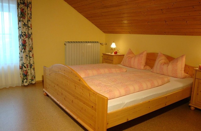Ferienwohnung (75m2) in schöner, ruhiger Lage