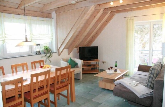 Ferienwohnung 8 (OG) für 2-3 Personen - auch f. Gäste m. kl. Hund