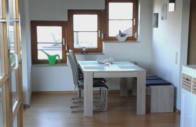 Ferienwohnung 80qm, Terrasse, 2 Schlafzimmer, max. 4 Personen