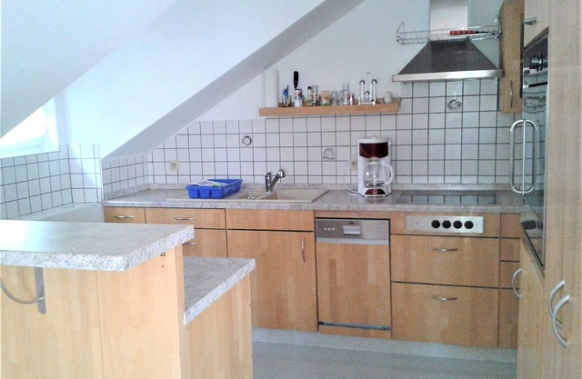 Ferienwohnung, 95qm, Balkon, 2 Schlafzimmer, max. 3 Personen