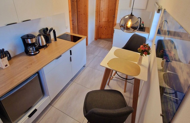 Ferienwohnung Alpenglück 25qm mit Terrasse für Max. 2 Personen