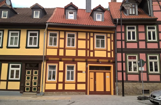 Ferienwohnung am Fuße des Schlosses - Fh/fewo max 4 Erw.+1 Kind,balkon