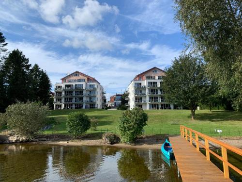 Ferienwohnung am See mit Terrasse