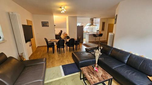 Ferienwohnung am Stadtpark #2, 2BR, 109m2, Parkplatz