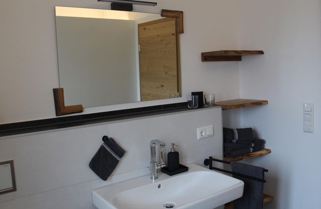 Ferienwohnung an der Jodquelle, 38 qm Obergeschoss, 1 Separates Schlafzimmer