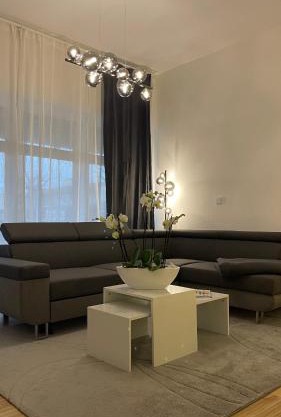 Ferienwohnung an der Therme, Bademantelgang zur Limestherme
