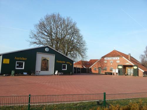 Ferienwohnung Aurich Sandhorst EG mit Terrasse und kleinem Garten