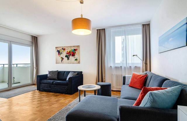 Ferienwohnung, Circa 75qm, 1 Schlafzimmer, 1 Wohn-/schlafzimmer, Südbalkon, Max. 3 Personen