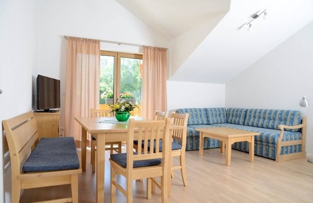 Ferienwohnung C mit 2 Sep. Schlafzimmer, Südbalkon, 90qm
