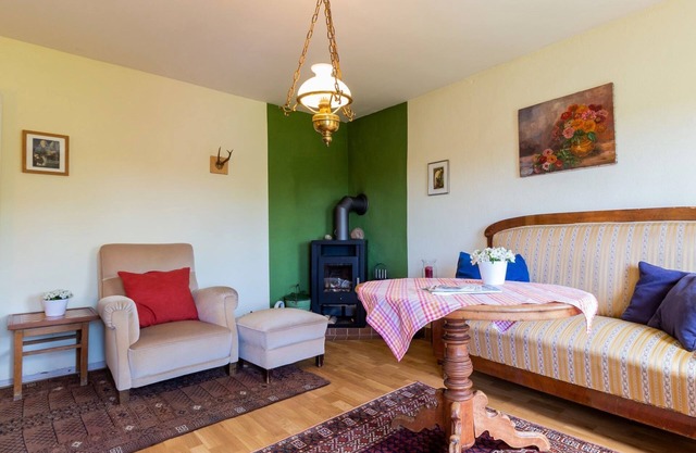 Ferienwohnung Esche - Vacation Apartment Landhaus Neparmitz TZR