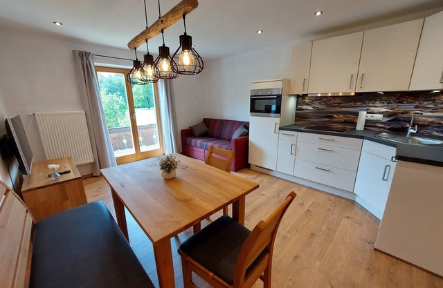 Ferienwohnung für 2 Personen, 45 m², Wohnzimmr, Schlafzimmer, Dusche/wc, Balkon, Wlan