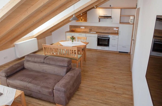 Ferienwohnung Forggensee, 2 Schlafräume - Bauernhaus Markus Köpf