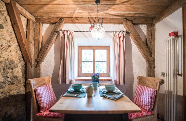 Ferienwohnung Hans, 75 qm mit Balkon und Gartenblick