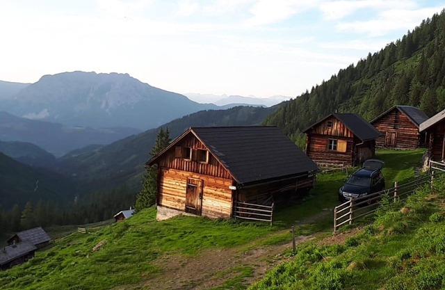 Ferienwohnung Hinteregger - Ferienhaus/2 Schlafzimmer/1 Wohn-schlafraum