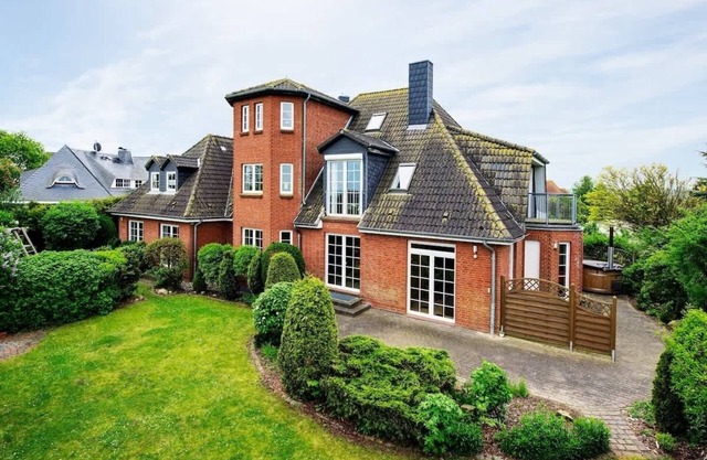 Ferienwohnung im Poolhaus mit Ostseeblick
