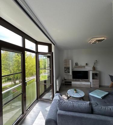 Ferienwohnung in Gera Lisa, Sehr ruhige Lage, Blick ins Grüne, Hochwertig renoviert, WLAN und Parkplatz GRATIS