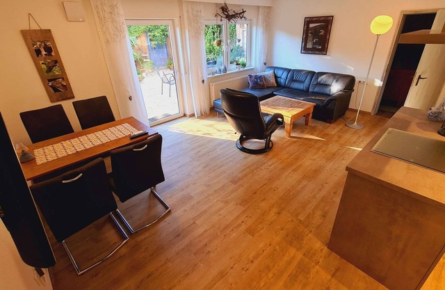 Ferienwohnung mit Hund, 55qm, 1 Schlafzimmer, 1 Zusätzliches Zimmer Über den Flur, Max. 4 Personen