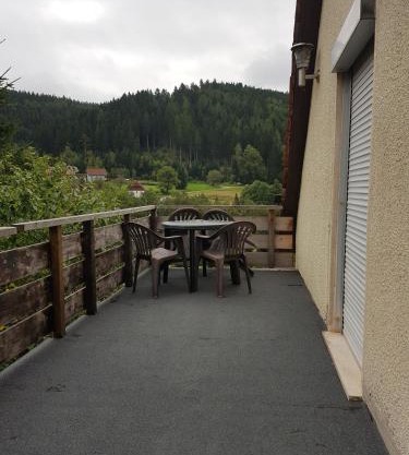 Ferienwohnung Michelle mit Balkon für 1 - 6 Personen