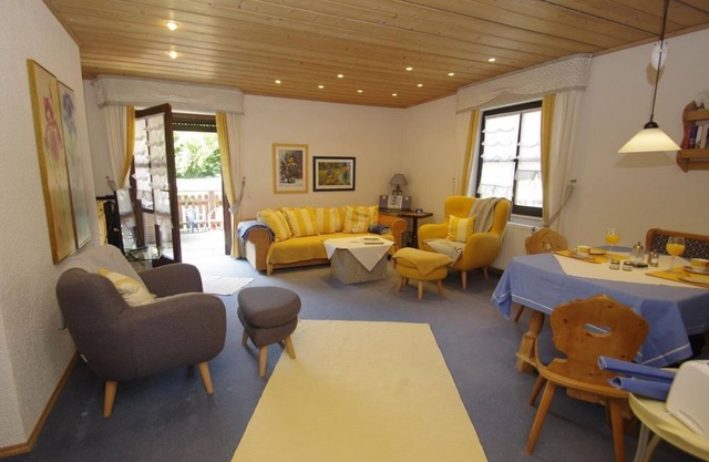 Ferienwohnung Milseburg - Ferienstudios Familie Harnier