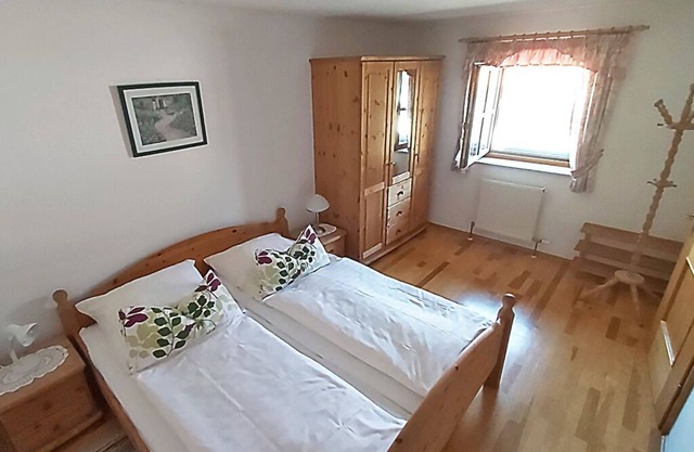 Ferienwohnung mit Balkon | Gemütliche FeWo im Landhausstil