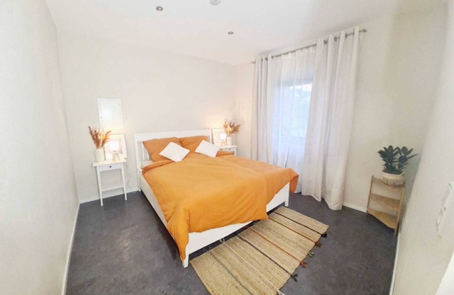 Ferienwohnung mit Sonnenterrasse und Blick auf die Sauer