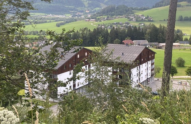 Ferienwohnung mit Tollem Ausblick, Pool und Sauna