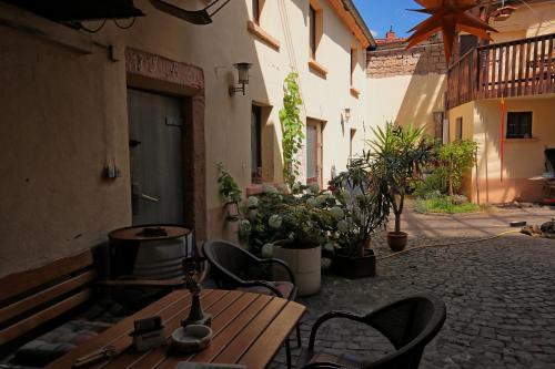 Ferienwohnung-Monteurzimmer Rolandseck
