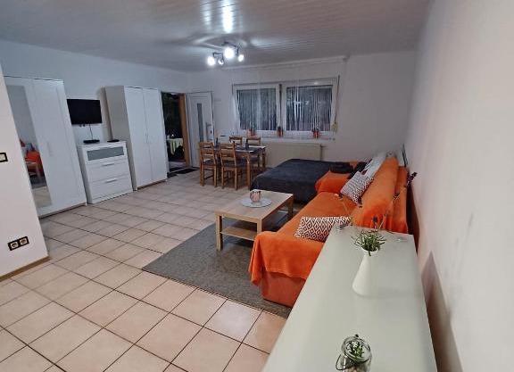 Ferienwohnung Neli am Rhein