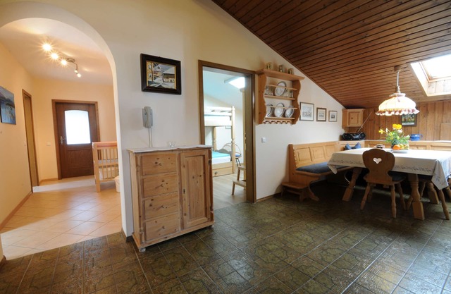 Ferienwohnung Nr. 1 mit Südbalkon, 130 qm für 6 Pers.