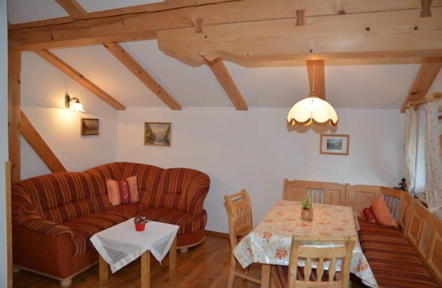 Ferienwohnung Nr. 2 für 2-3 Personen, ca. 60 m², 1 Schlafzimmer, 1 Kinderzimmer, Wohnküche, Zustellbett auf Anfrage