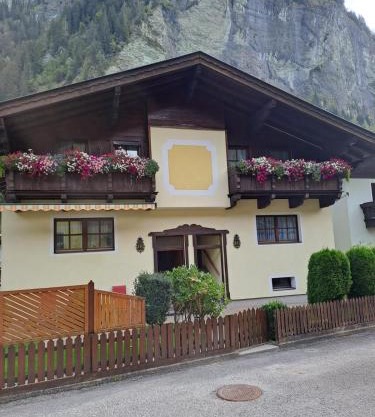 Ferienwohnung Rohrmoser mit 1 Schlafzimmer