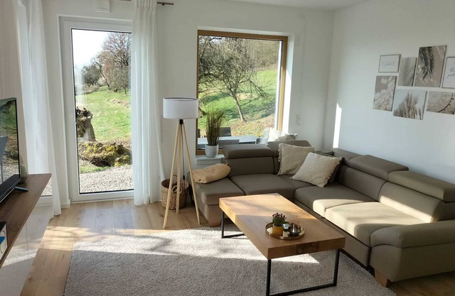 Ferienwohnung Rote Leite, Schöne Fewo mit Moderner Einrichtung in Ruhiger Lage