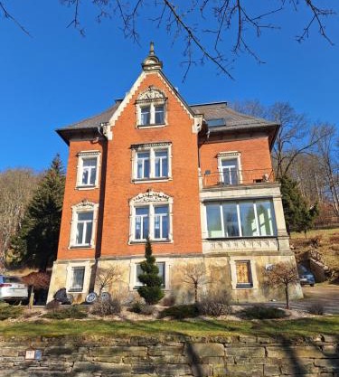 Ferienwohnung Rote-Villa 2