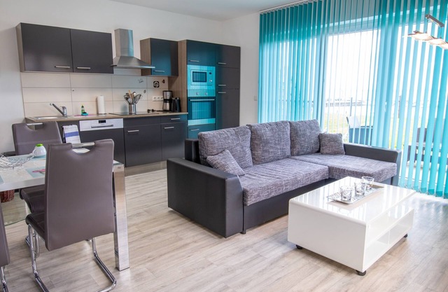 Ferienwohnung Rügenblick - Holiday apartments at the harbor
