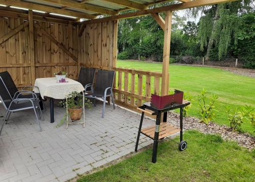 Ferienwohnung Schlingshöhe - Oberwohnung mit separater Terrasse