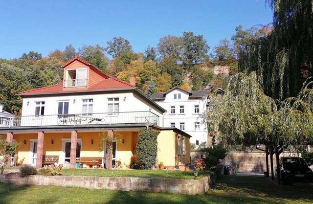 Ferienwohnung Schlossblick Pirna - Holiday apartment, living/bedroom