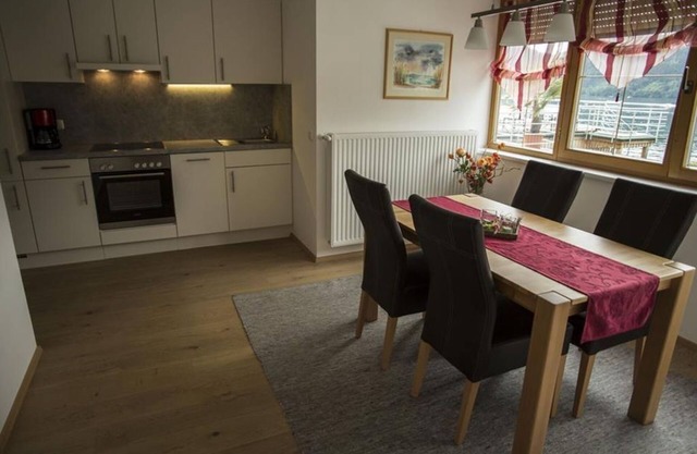 Ferienwohnung - Seehaus Schirg