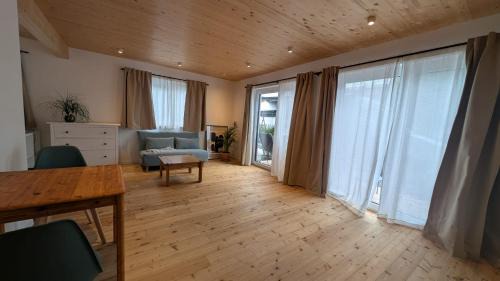 Ferienwohnung Stern mit Terrasse