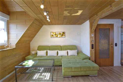 Ferienwohnung zentral Ulm - Allgäu - Legoland mit E-Ladestation