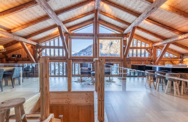 Ferme Maison Neuve, Modern Luxury Chalet with Sauna in Sixt